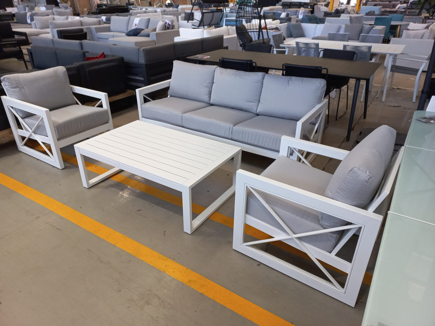 Westhampton Lounge Set – Matte White